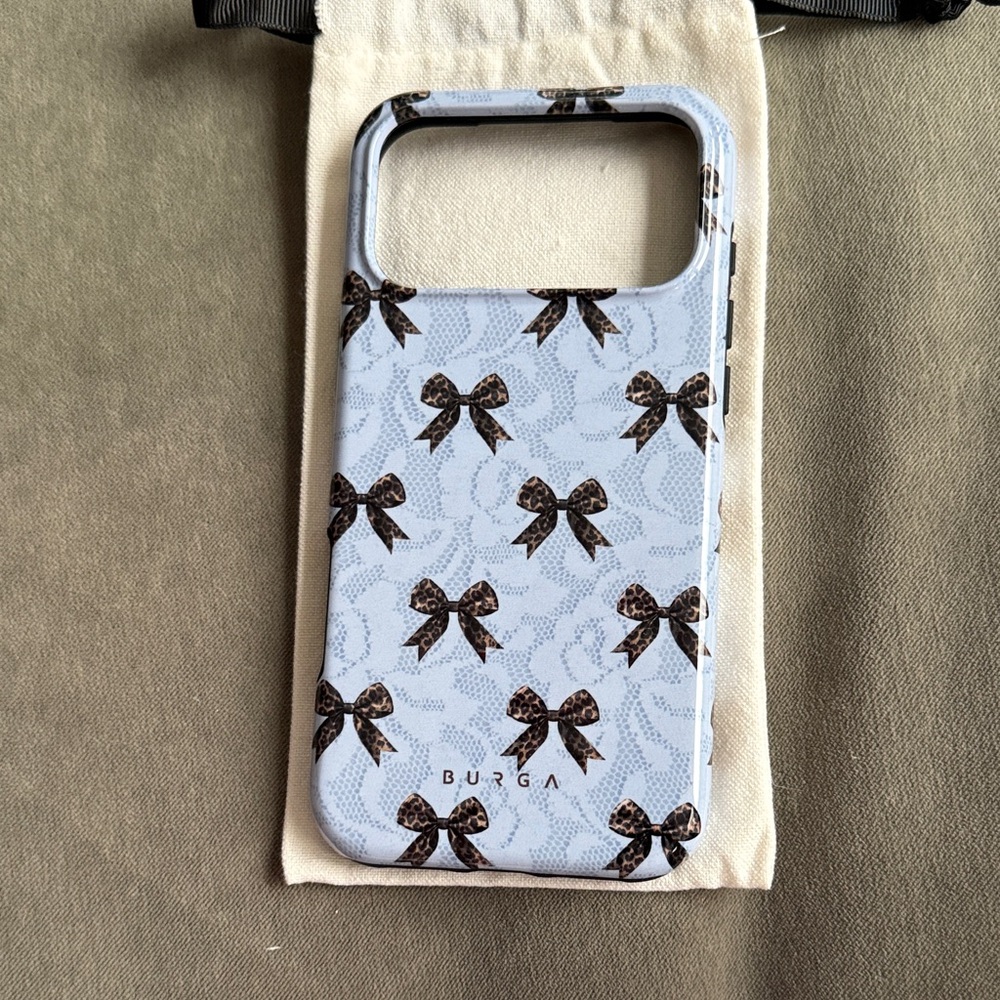 Burga Light Blue Leopard Bow iPhone 17 pro max Case